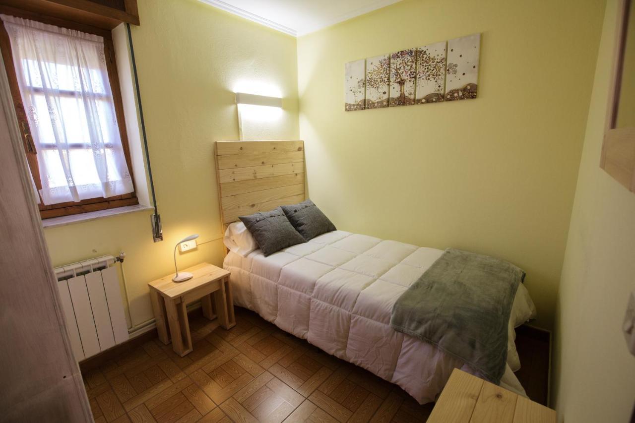 La Casona De Cardes Hotell Onís Exteriör bild