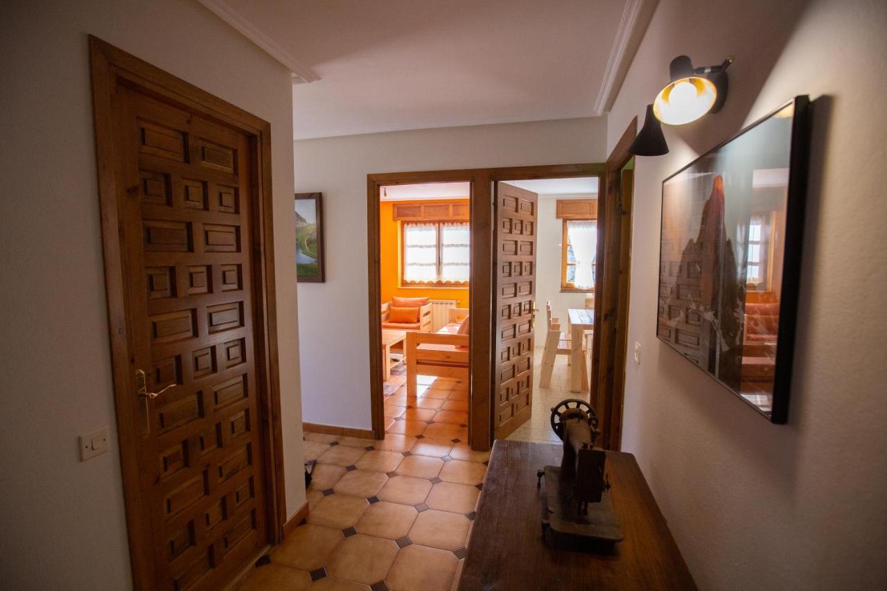 La Casona De Cardes Hotell Onís Exteriör bild