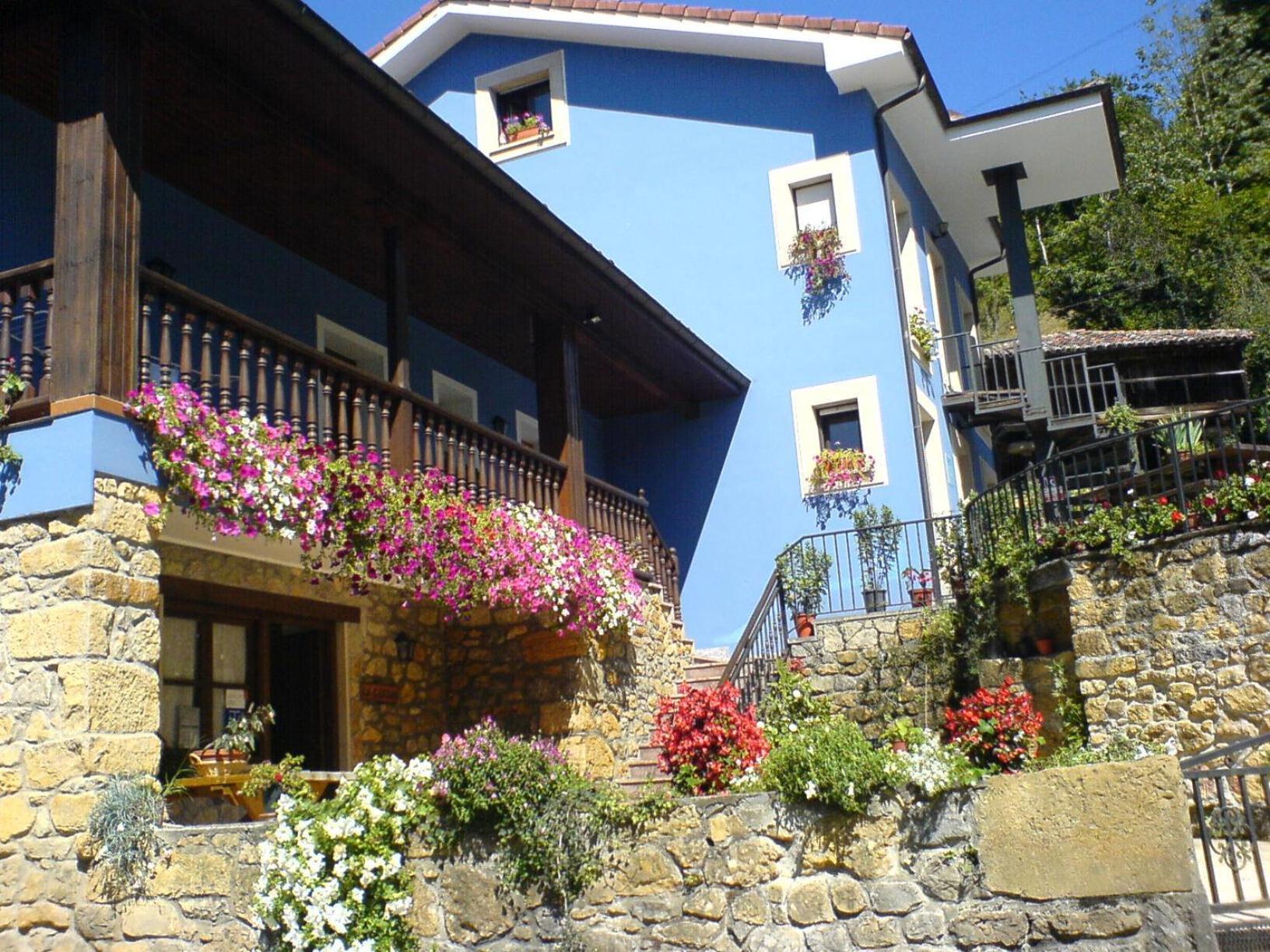 La Casona De Cardes Hotell Onís Exteriör bild